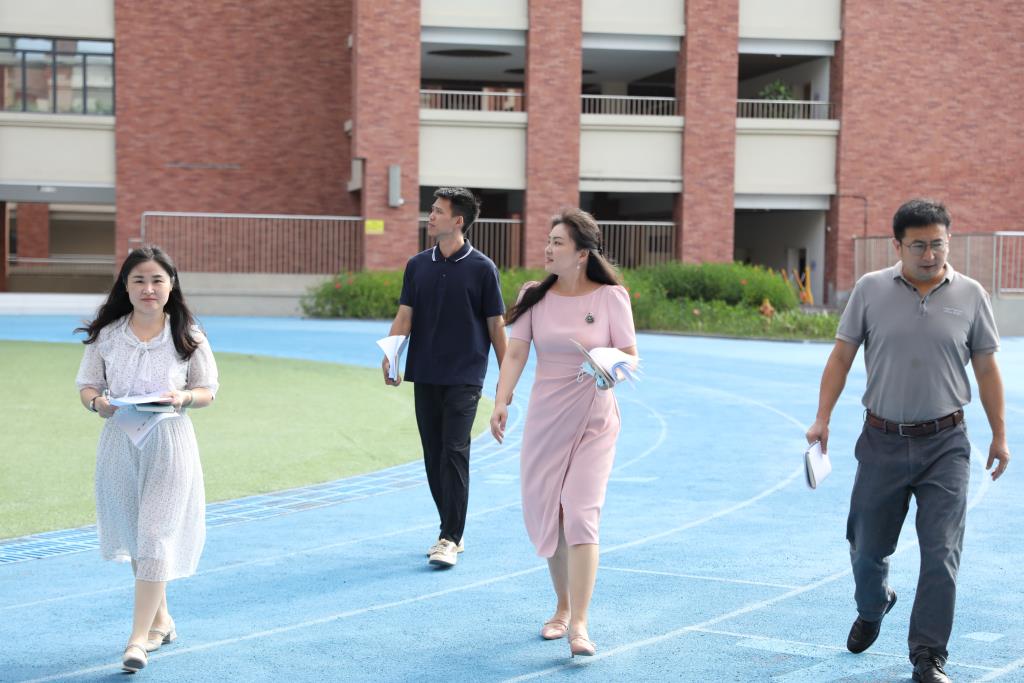 罗湖区第七责任区督学开展校园文化专题督导