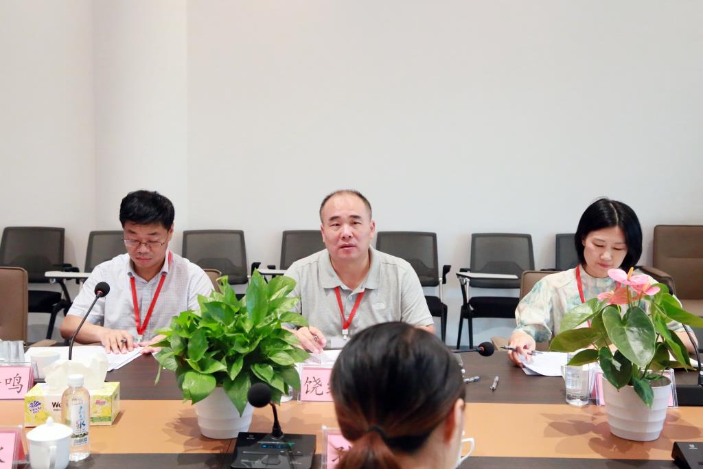 第八责任区督学到深圳市莲南教育集团安芳小学开展专项督导