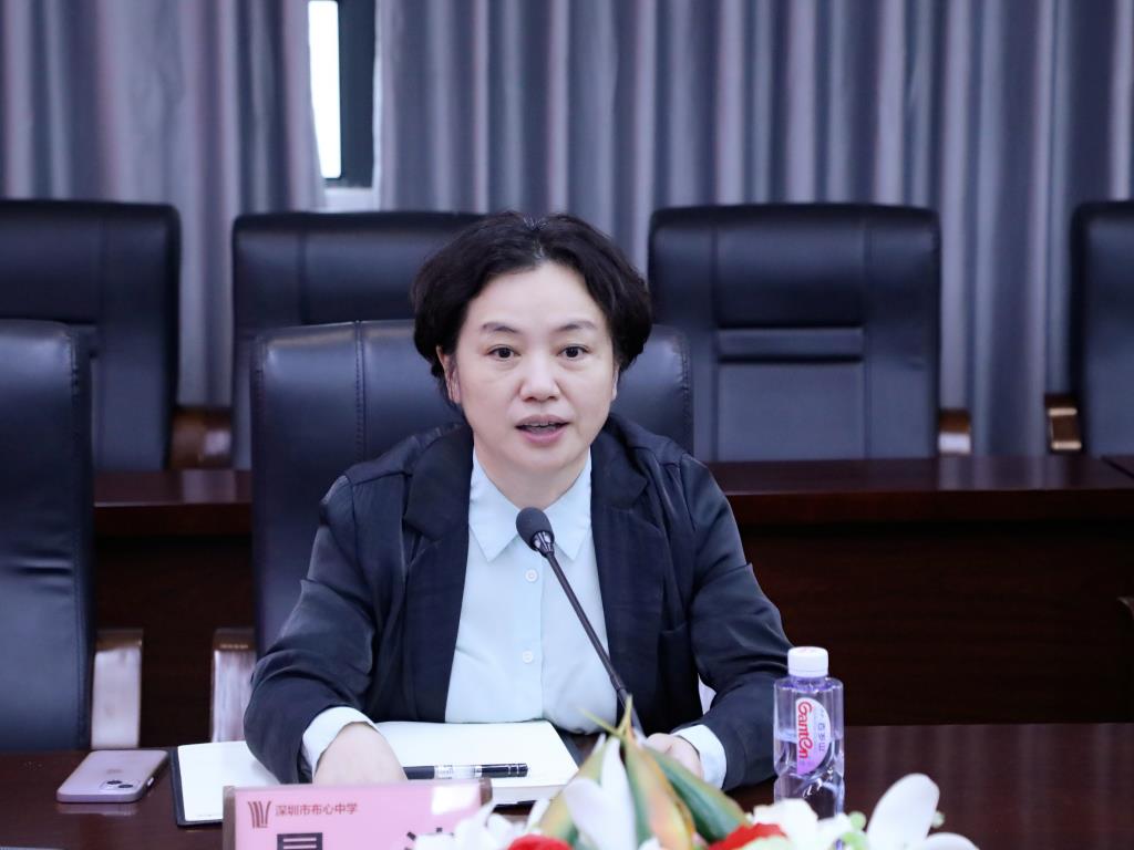 布心中学晏清校长讲话