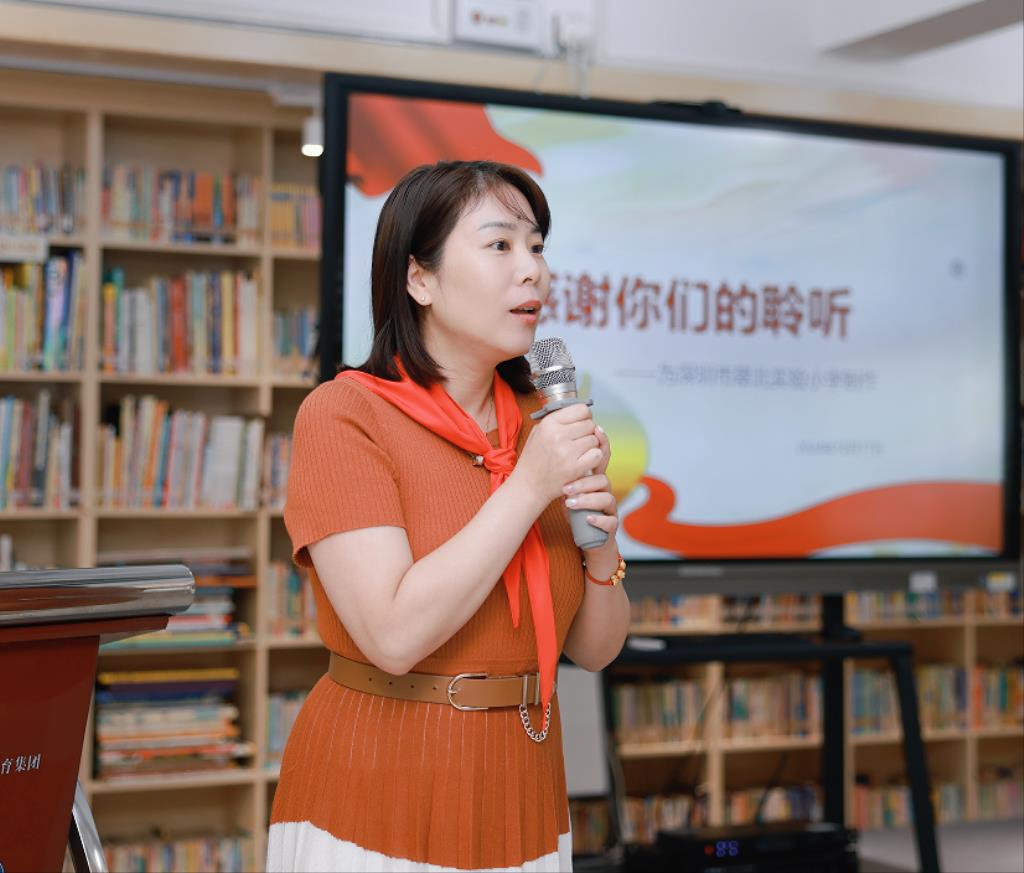 五老进校园活动