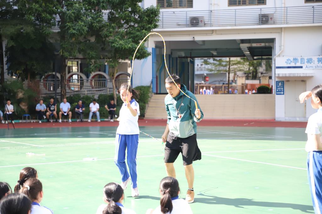 红岭小学·精心课程│“环”绕童心，“境”遇美好