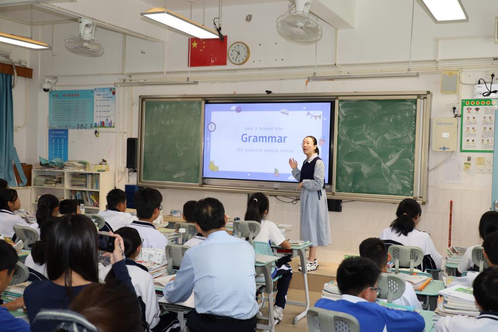 李红老师授课