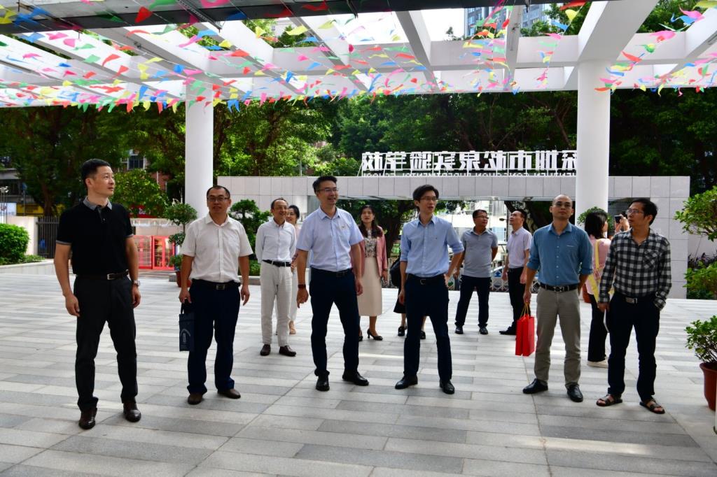 深圳市松泉实验学校迎来怀集跟岗锻炼教师团队一行学习交流