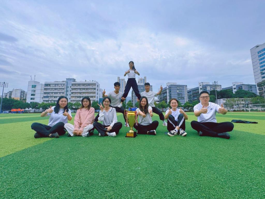 罗湖外语小学在罗湖区教职工趣味运动比赛中喜获佳绩