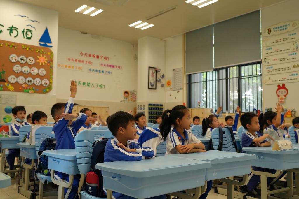 深圳市翠北实验小学第11周主题班会