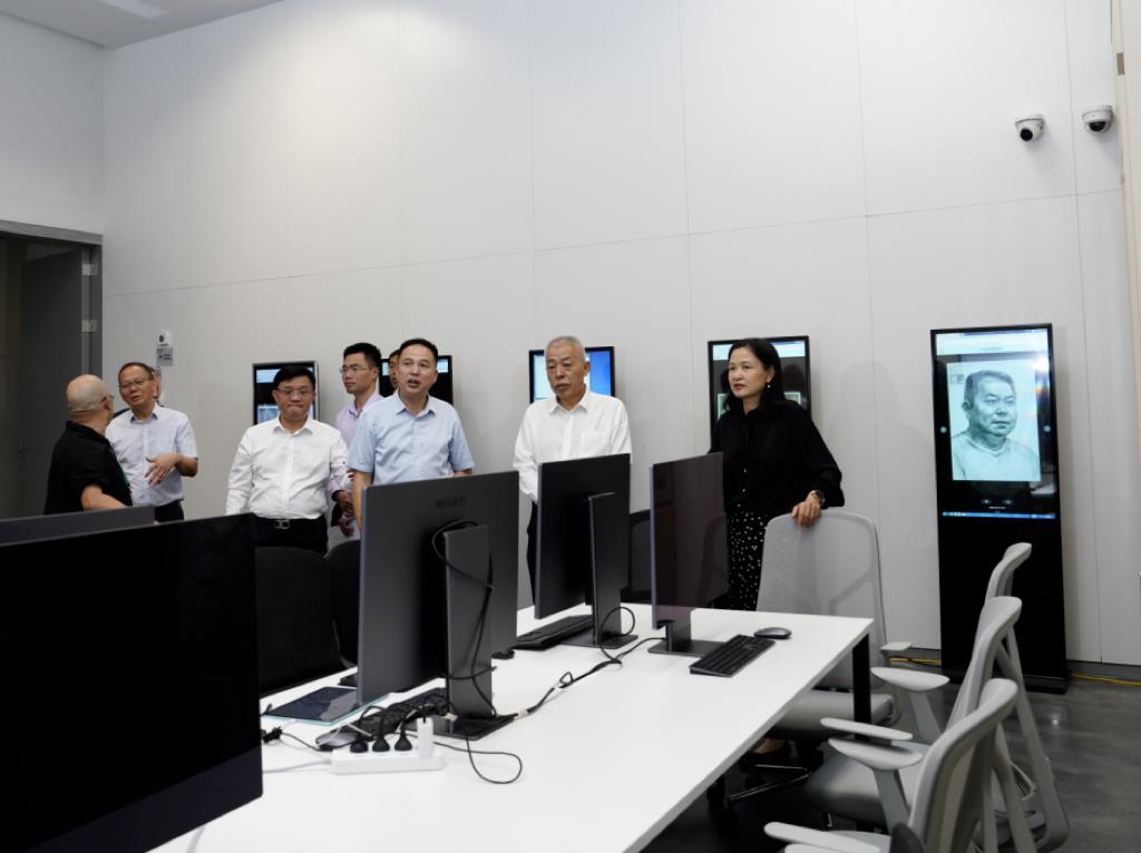 赓续特色办学文脉 擎画深美发展蓝图——深圳北理莫斯科大学来校