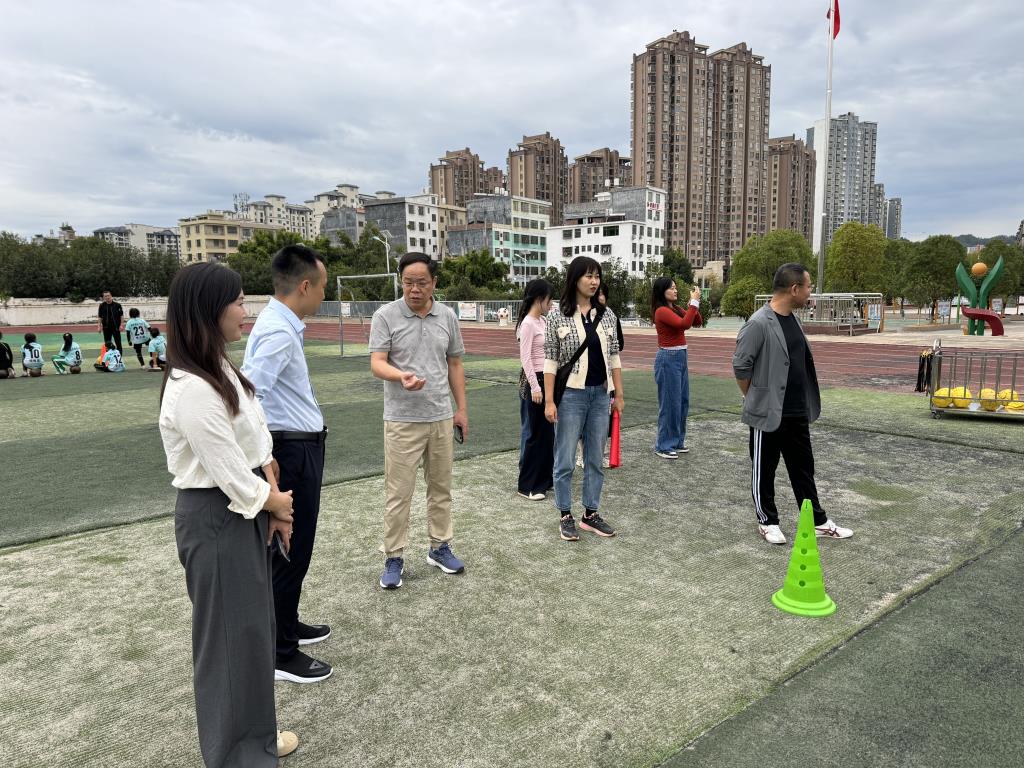 红岭小学·同心课程｜善思善为向未来 阳光幸福齐发展