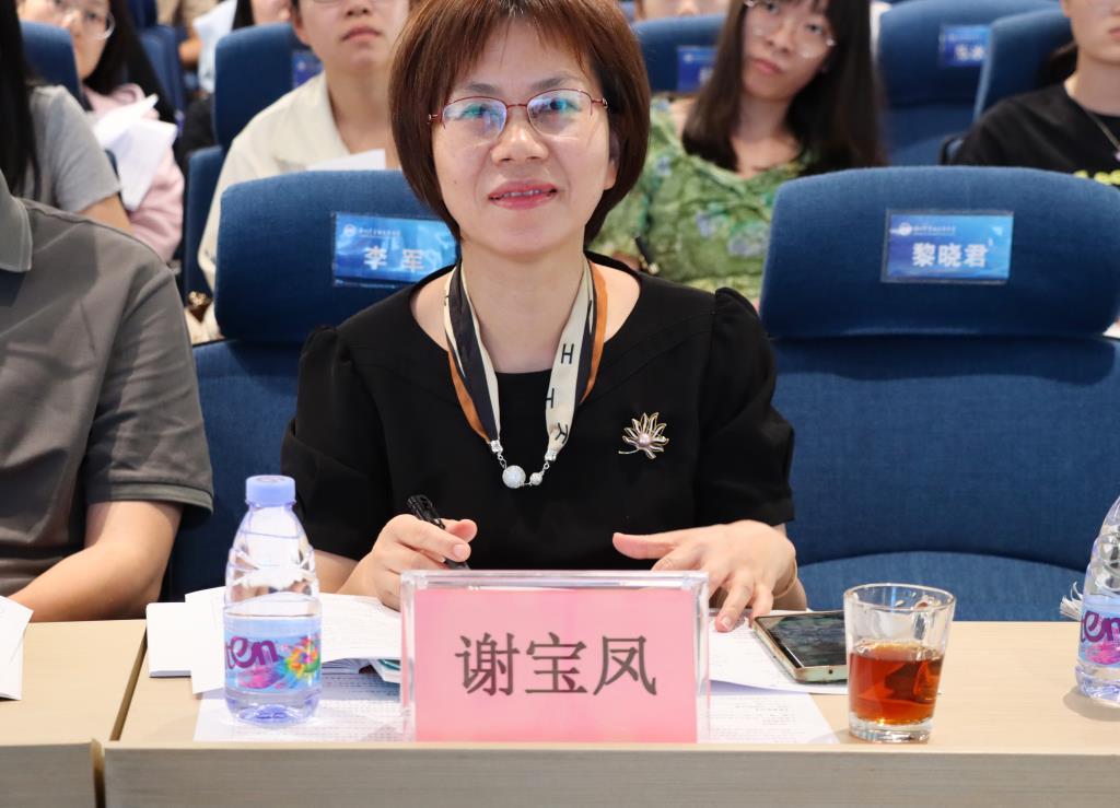 同课同构展风采，专家引领促成长