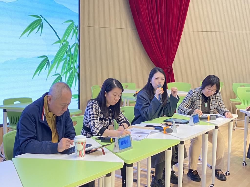邱洁苡工匠人才创新工作室联合罗湖区小学英语教研团队在翠竹外国