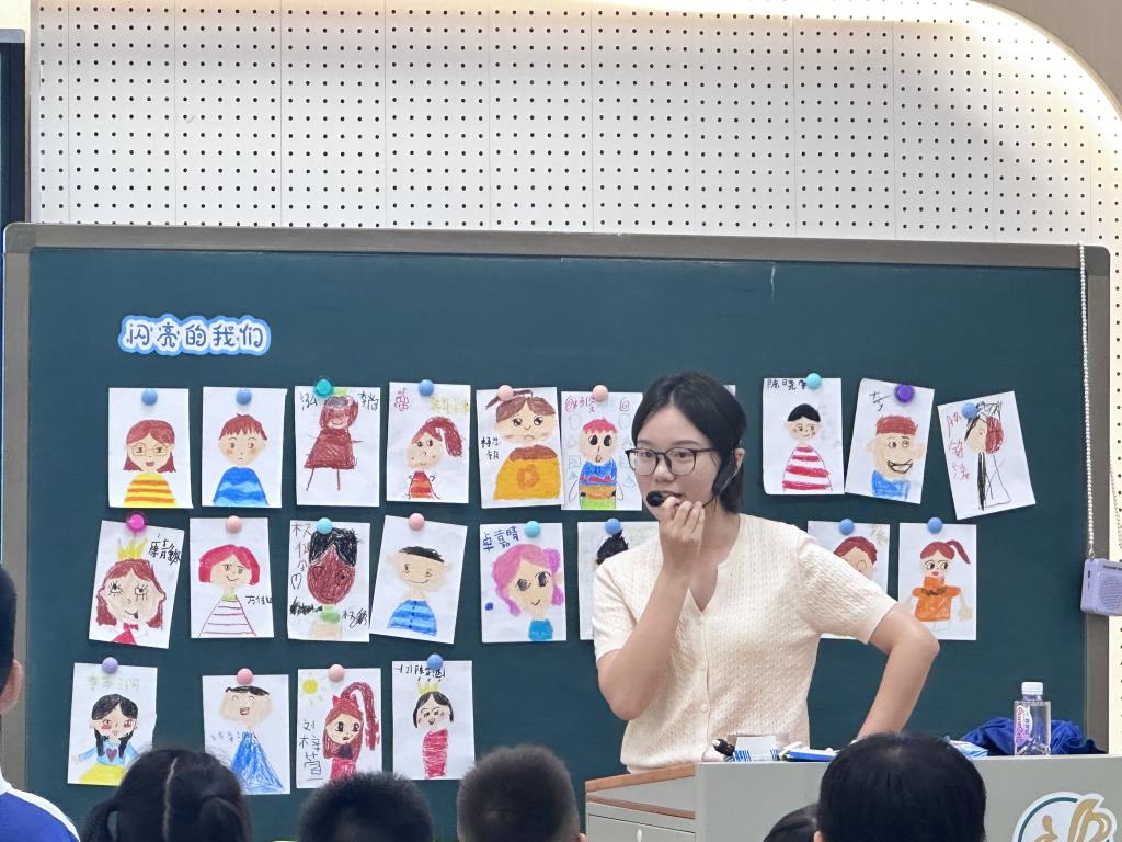 草埔小学承办海口市“椰城强师”校级后备干部培养对象跟岗研修活