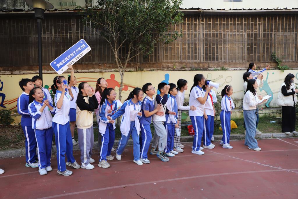 向西小学举行第二十三届体育节暨第三十六届田径运动会