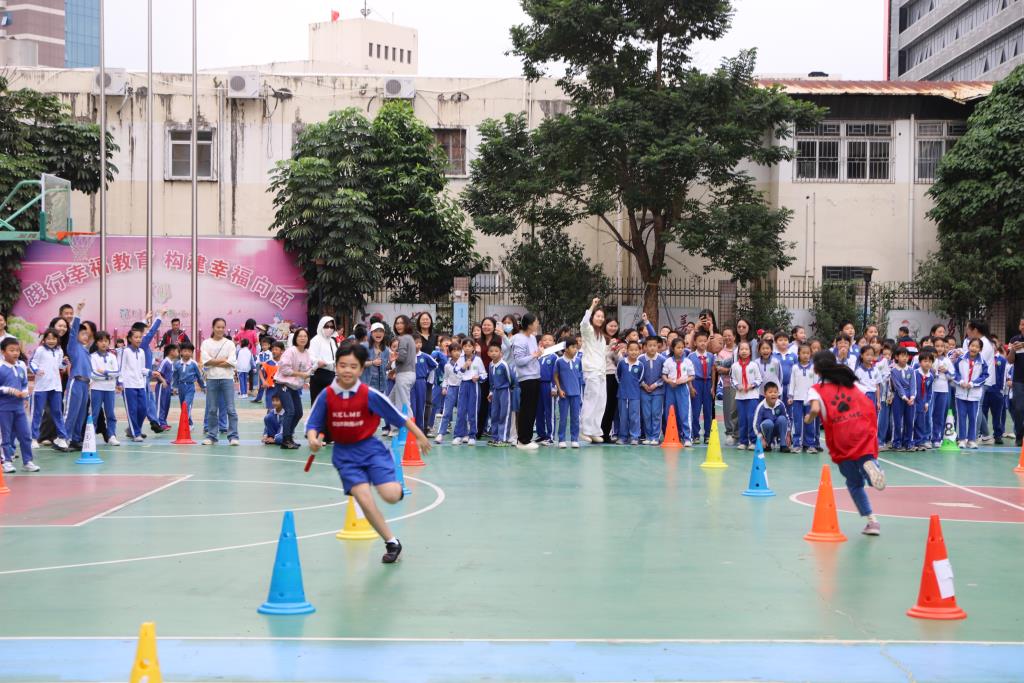向西小学举行第二十三届体育节暨第三十六届田径运动会