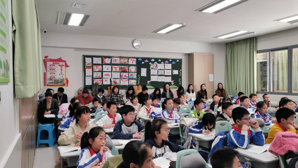 教师听课