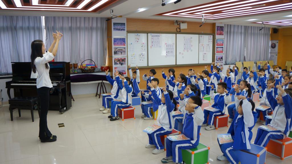 深圳市南湖小学引领三校结对音乐教育教研活动