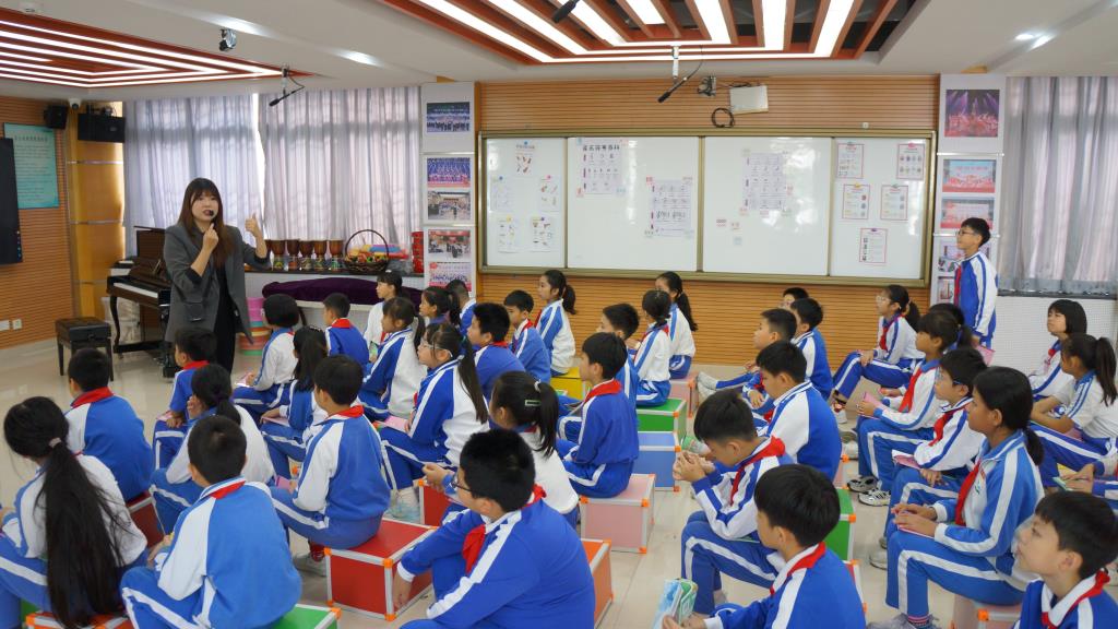 深圳市南湖小学引领三校结对音乐教育教研活动