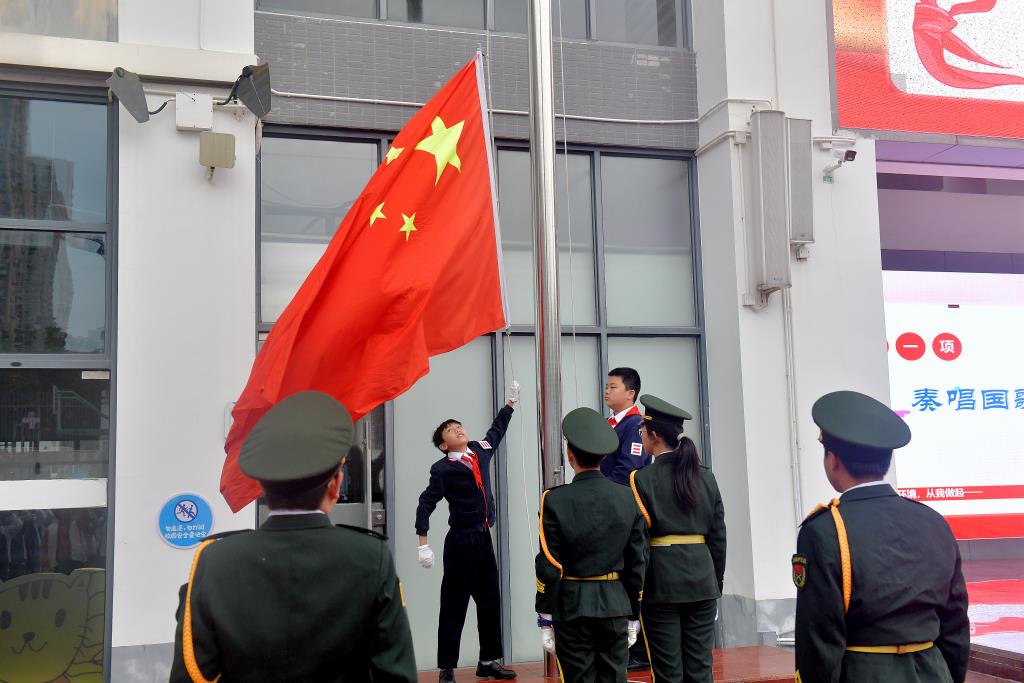 深圳市翠北实验小学第十六周升旗仪式