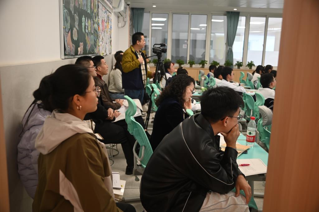 全国名师公开课，引领桂园中学新质课堂新风尚