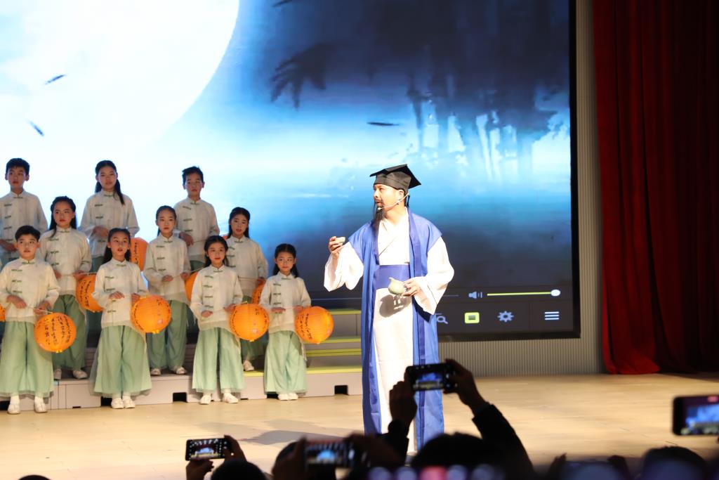 罗湖区中小幼阅读贯通课程建设成果展示活动