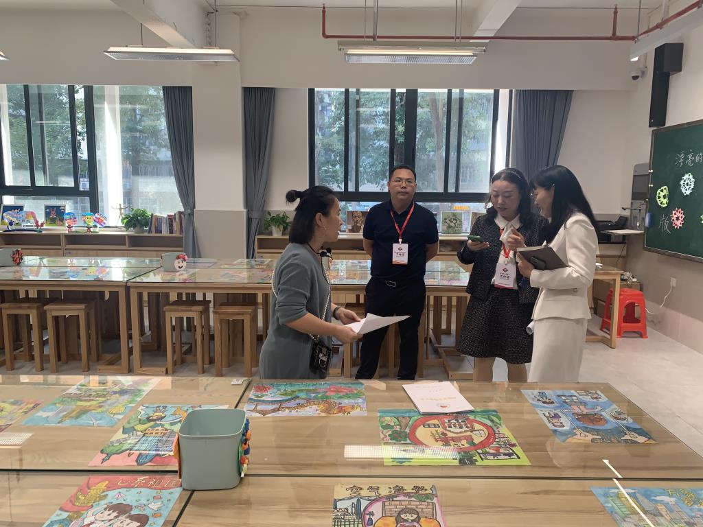 罗湖区人民政府教育督导室到水库小学开展进校摸排督导