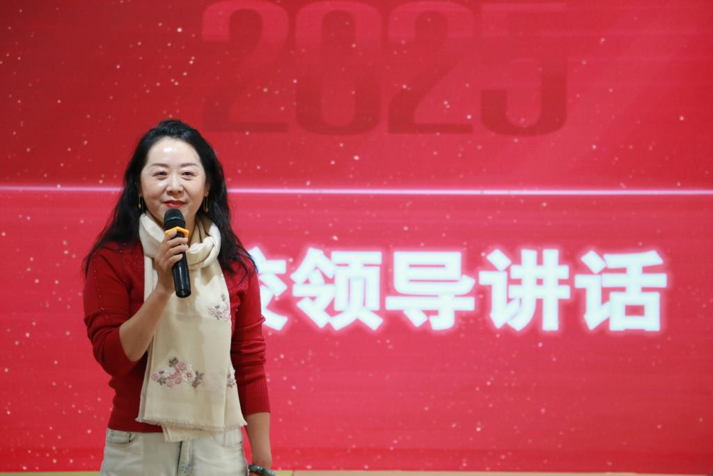 深圳市笋岗小学举行合唱团（演出团）期末汇报演出