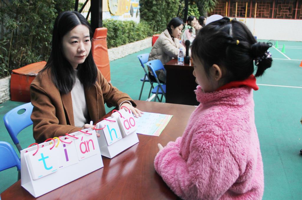 深圳市南湖小学一二年级期末体验式阳光测评圆满落幕