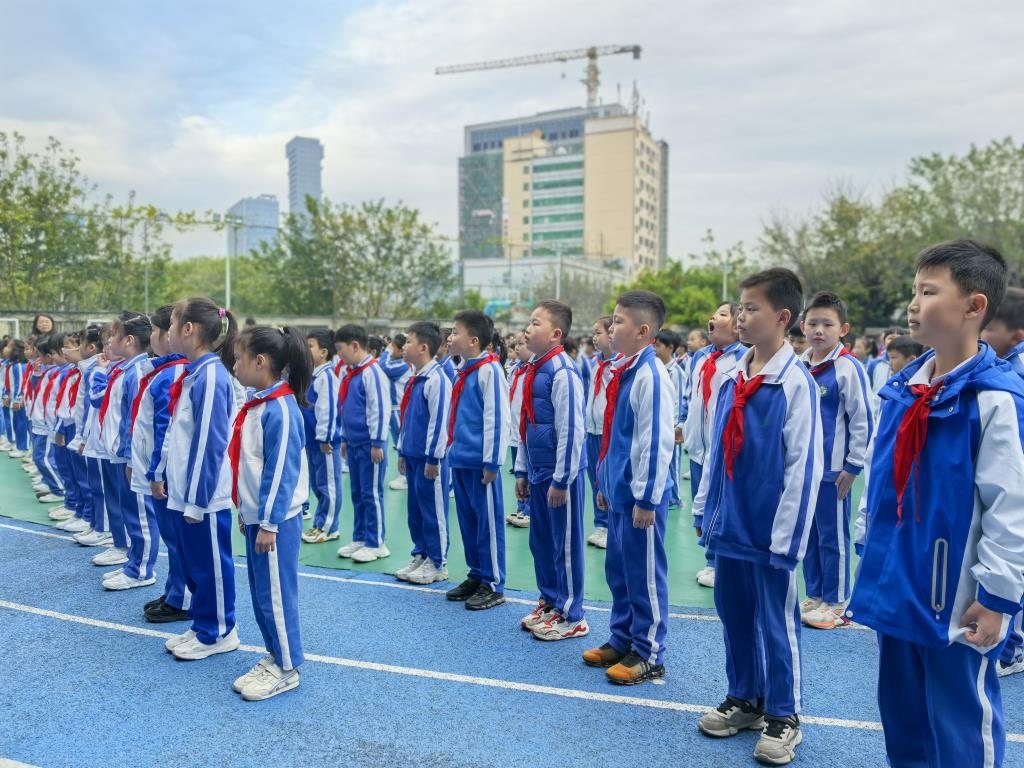 心愿树前寄梦想 典礼声中启未来