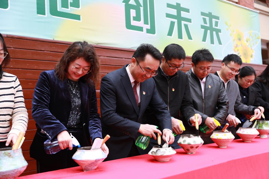 2024-2025学年第二学期开学典礼暨书记校长思政课