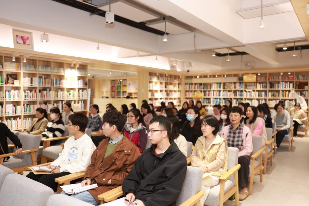凝心聚力 共筑育人新篇