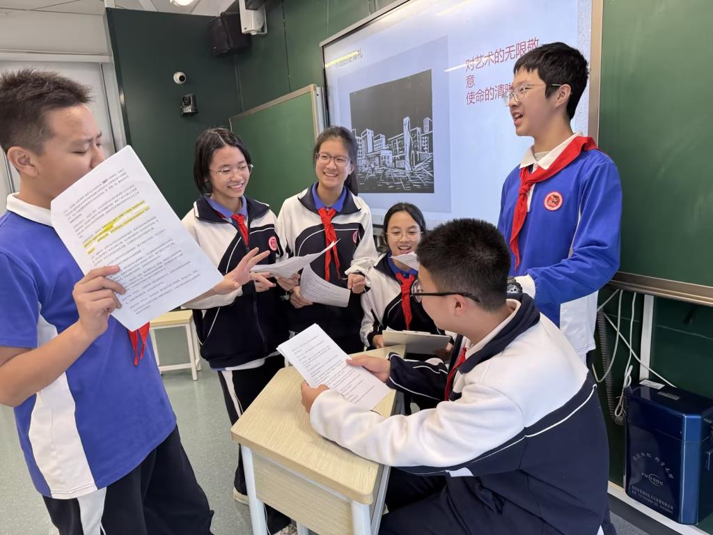深圳市红桂中学参加第十届罗湖区美术学科项目式艺术实践活动