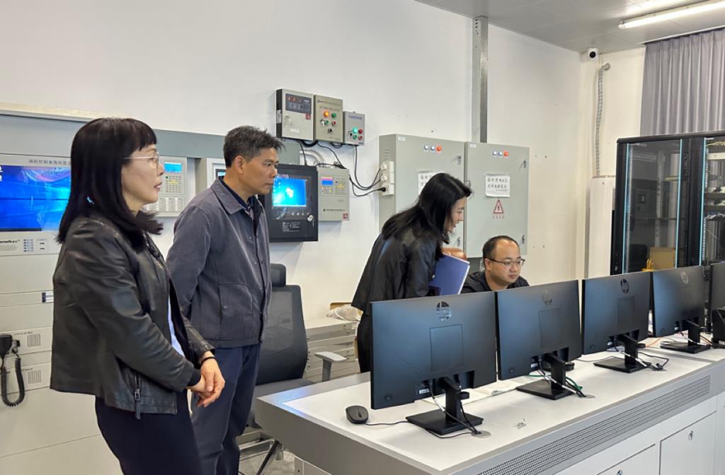 罗湖区人民政府教育督导室赴水库小学开展专项督导
