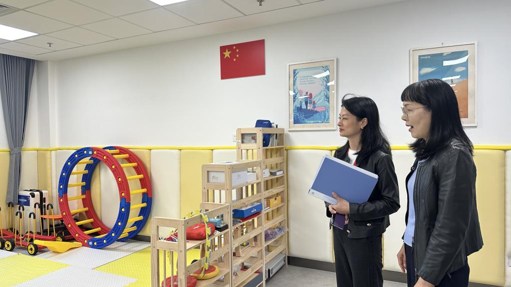 罗湖区人民政府教育督导室赴水库小学开展专项督导
