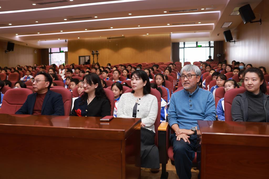 翠北实验小学“行走思政课”探秘深圳自然
