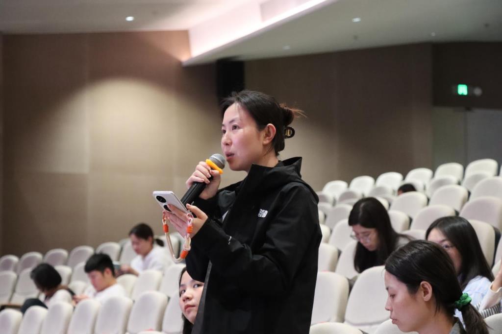智启未来，云筑教育 ——红桂中学举办罗湖教育云AI应用培训专