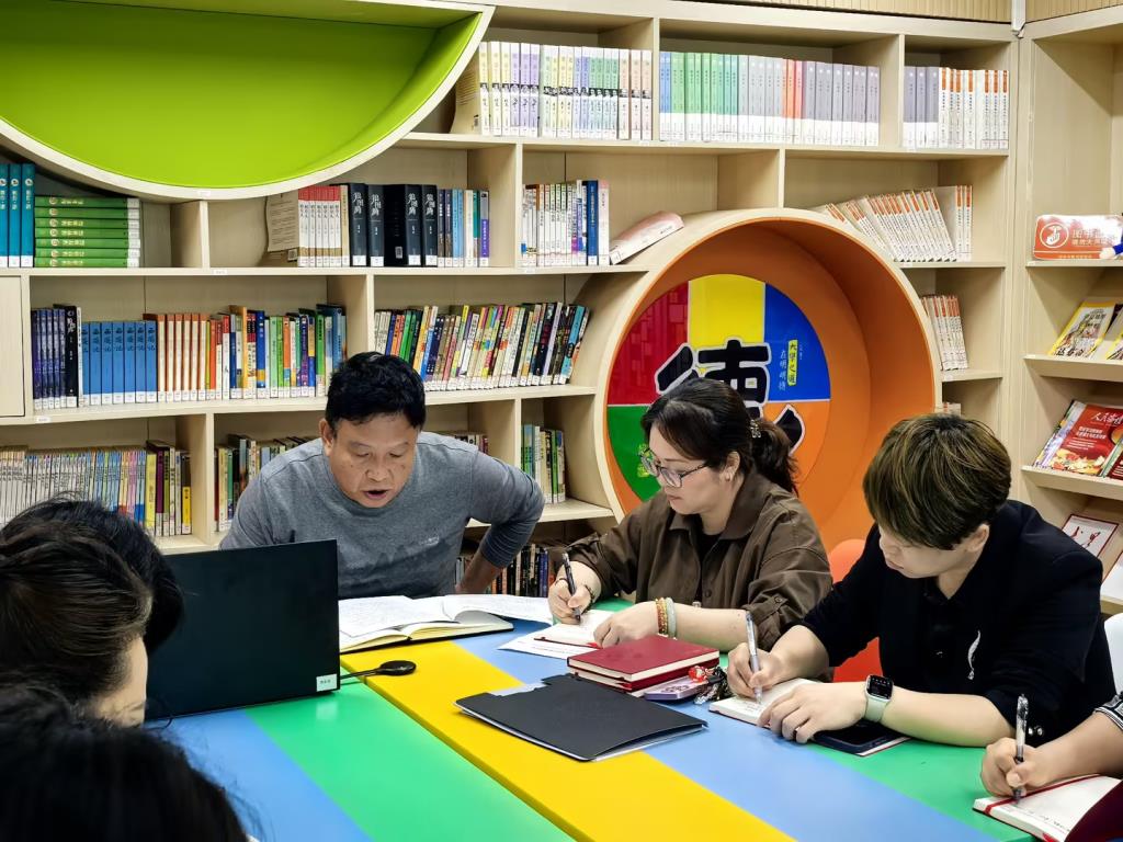 红岭小学·同心课程｜家校共育聚合力 携手同行谱新篇