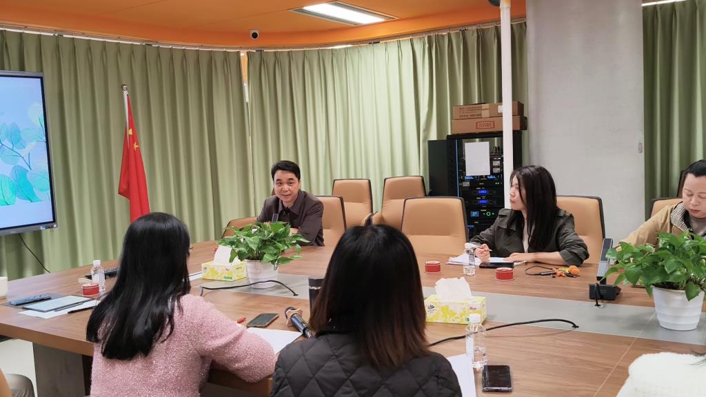 孔文东书记发言，提出六点殷切期望