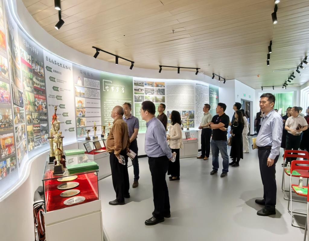 罗湖区黄黎明名校长工作室赴广东省孔文东名校长工作室开展学习活
