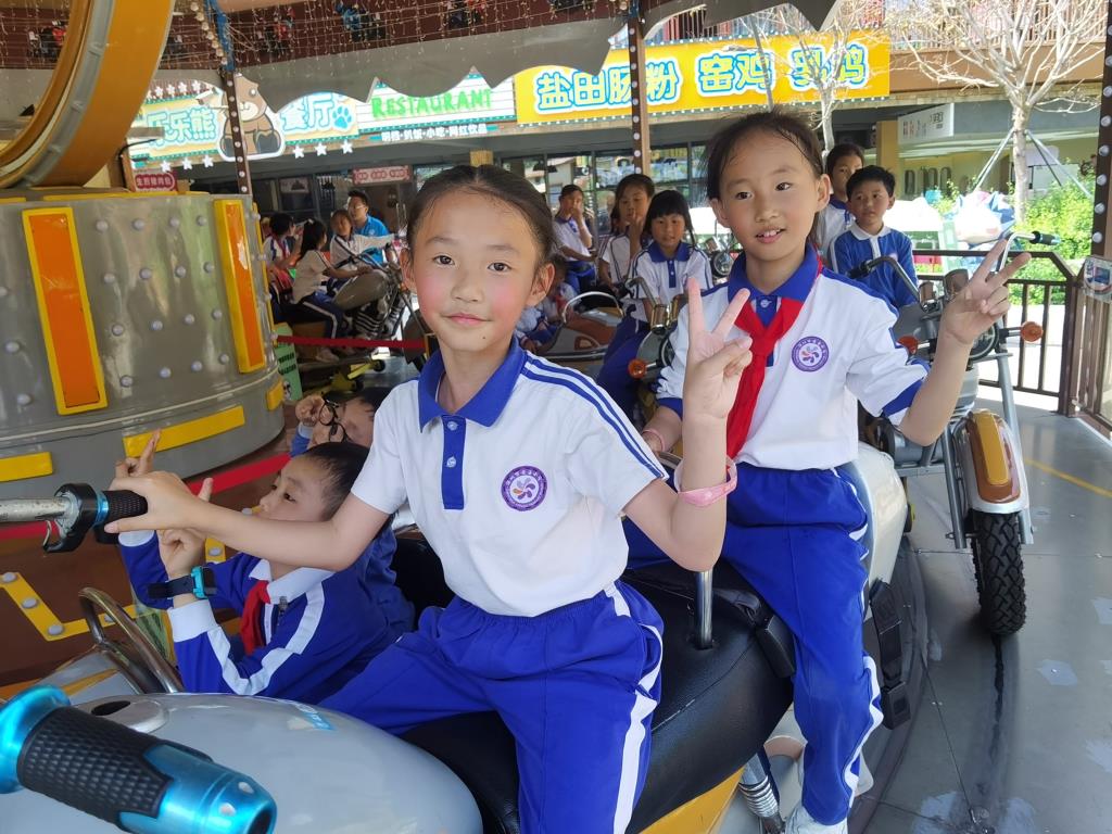 深圳市莲南教育集团安芳小学开展春季社会实践活动