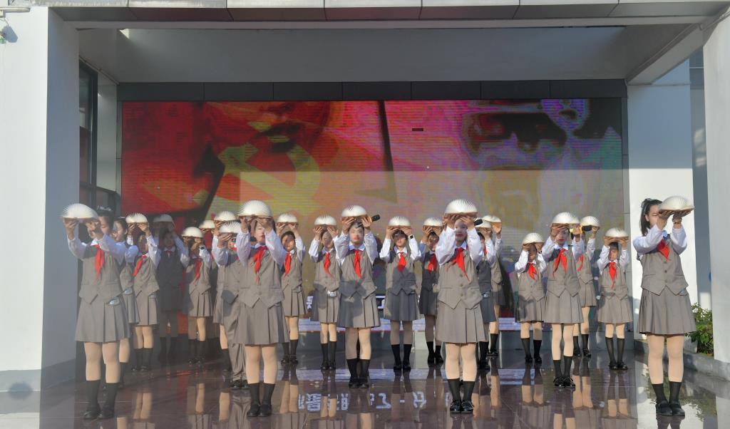 深圳市翠北实验小学第四周升旗仪式