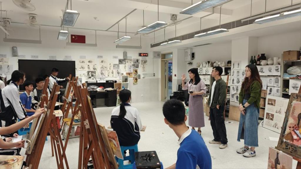 深圳北理莫斯科大学附属美术中学与附属布心中学携手美术贯通教学