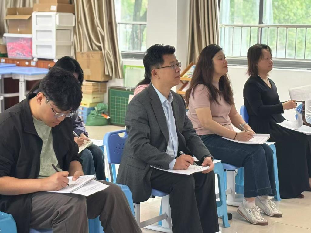 结对交流促发展，AI赋能启新程——翠茵学校开展深肇两校交流活