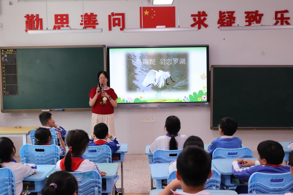 深圳市向西小学携手罗湖生态局开展生态文明进校园活动