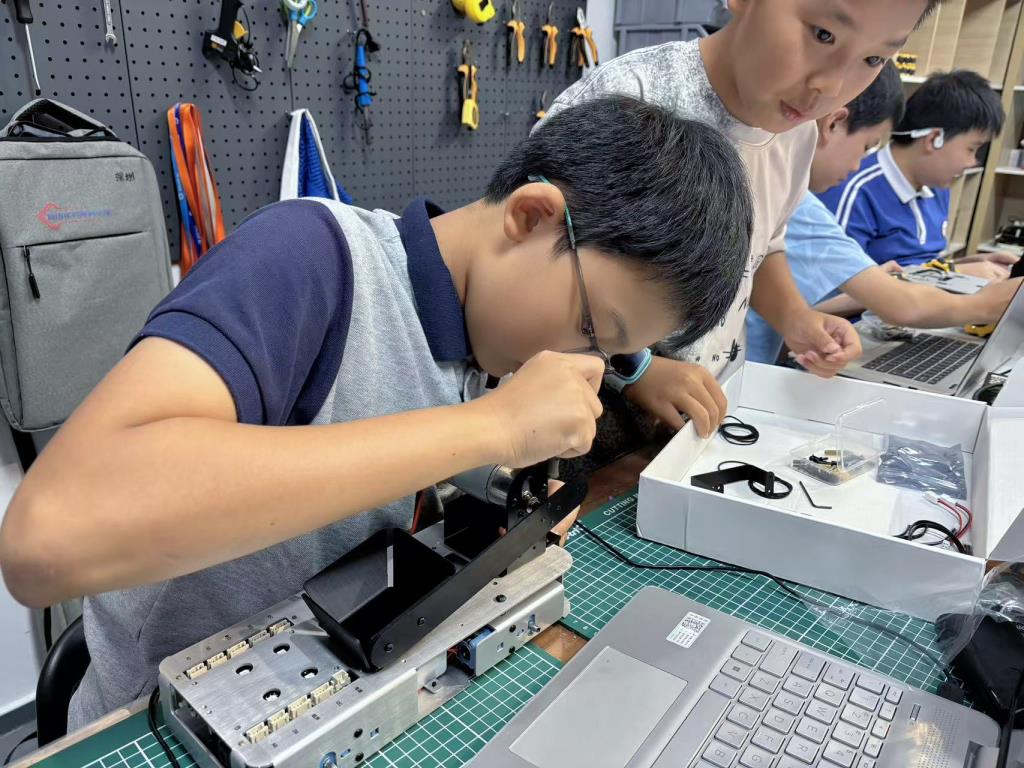 张恩硕同学参赛