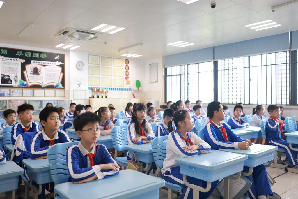 翠北实验小学第10周主题班会