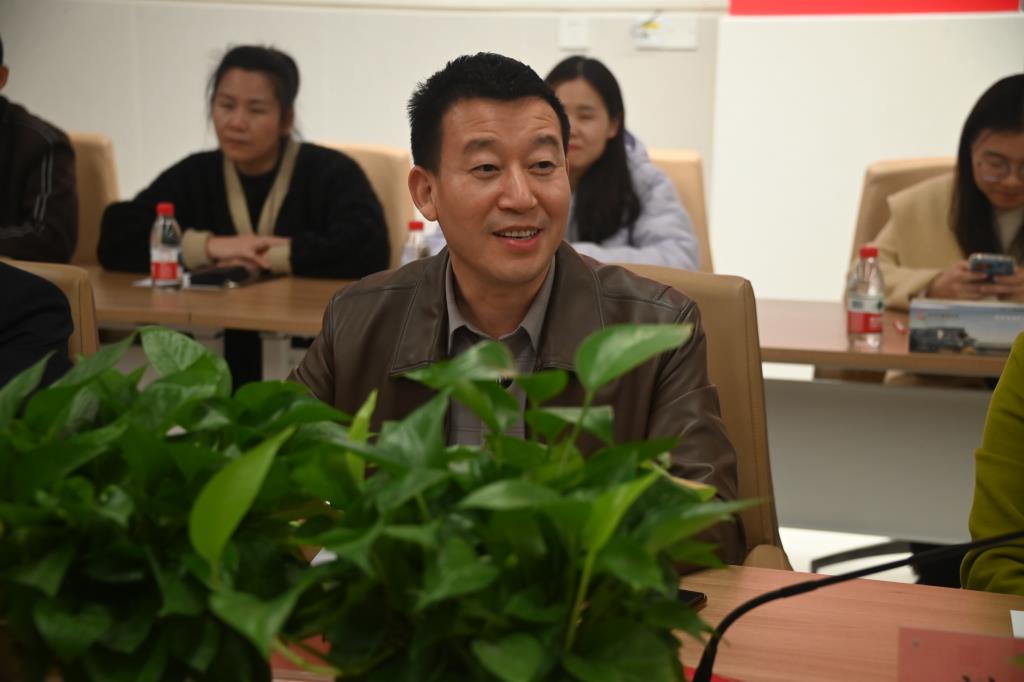 深圳市桂园中学举行2025年实习教师见面会
