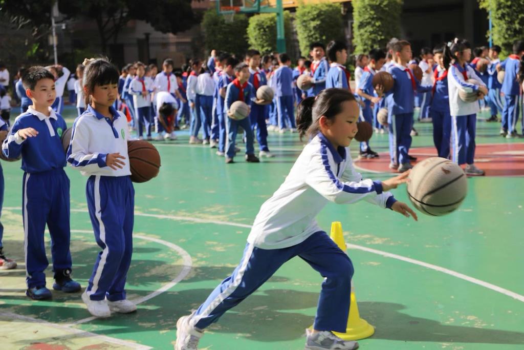 深圳市向西小学第三届“校长杯”篮球赛圆满落幕