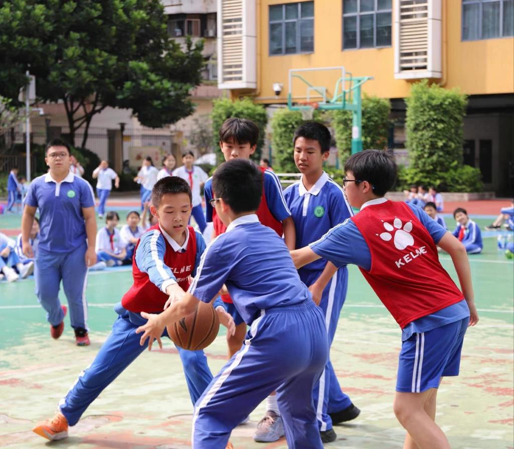 深圳市向西小学第三届“校长杯”篮球赛圆满落幕