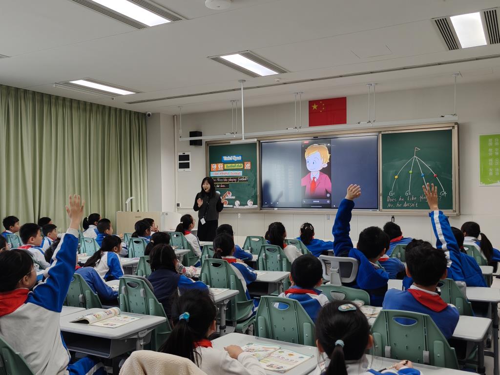 青年教师徐思裕老师授课