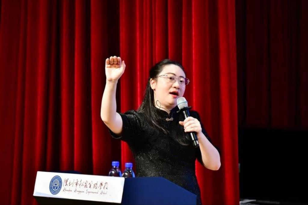 深圳市松泉实验学校承办罗湖区小学语文“中华诗教”师培巡讲活动
