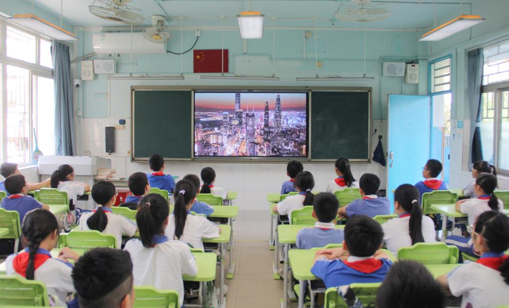 南湖小学开展校长课堂第第十二讲