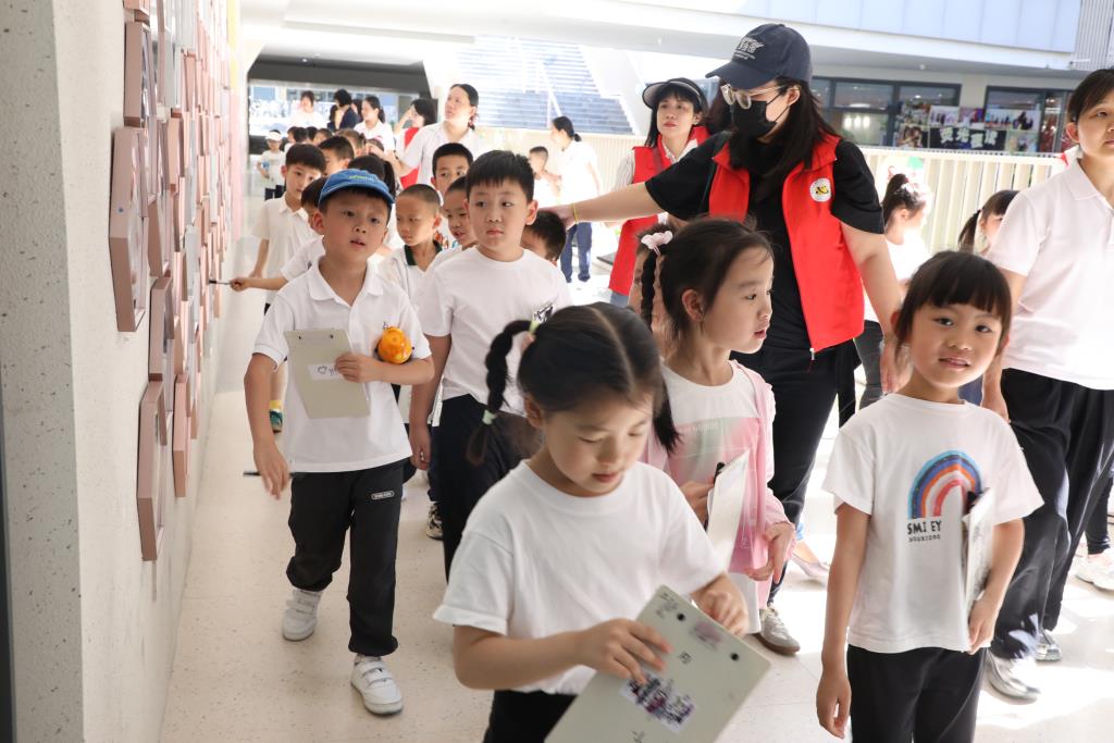 嘉宝田幼儿园小朋友探校记